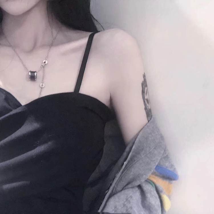 高久千草（饰 未知角色） - 综艺未删减在线观看 - 小程序影视